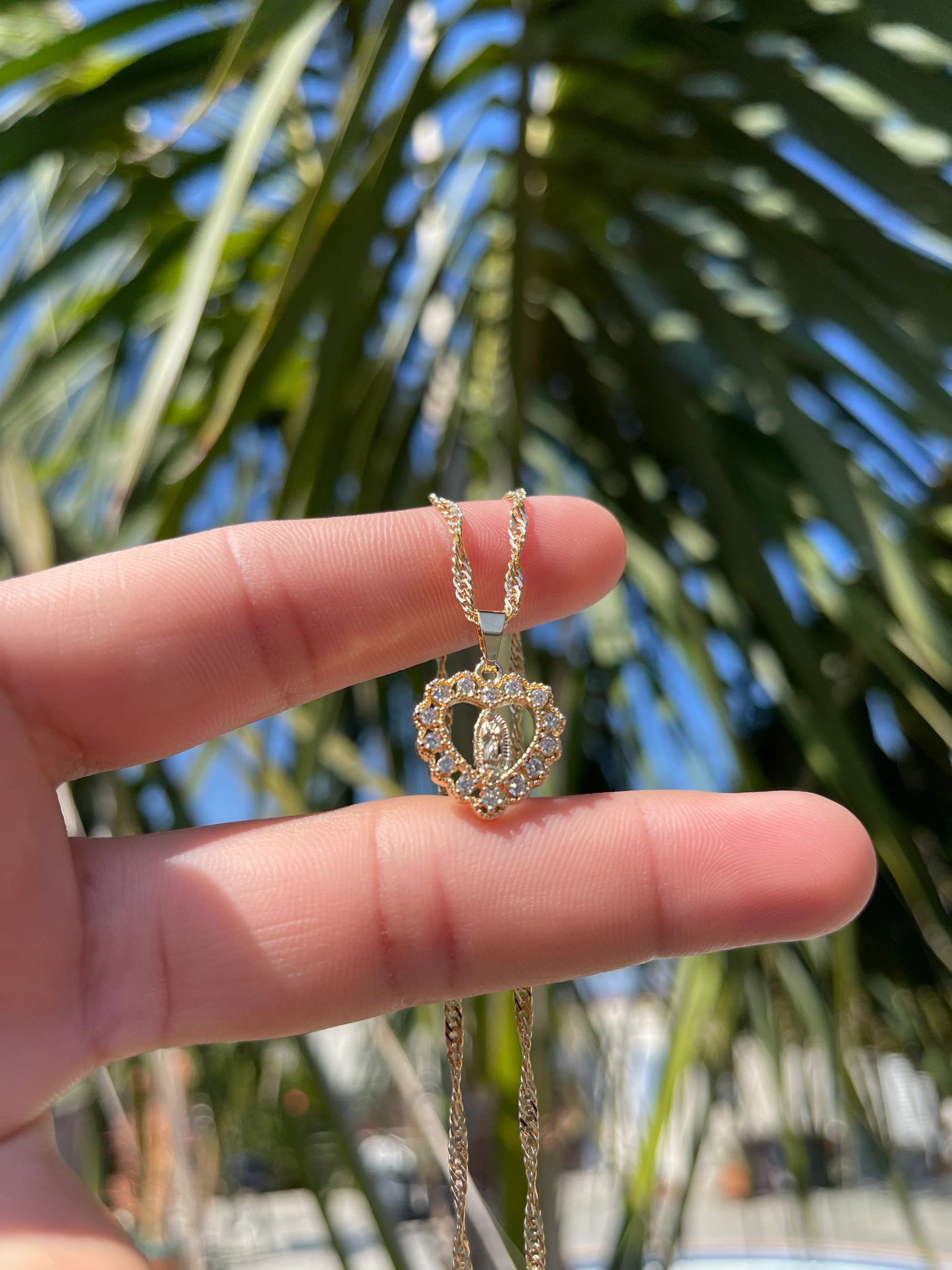 Collier vierge